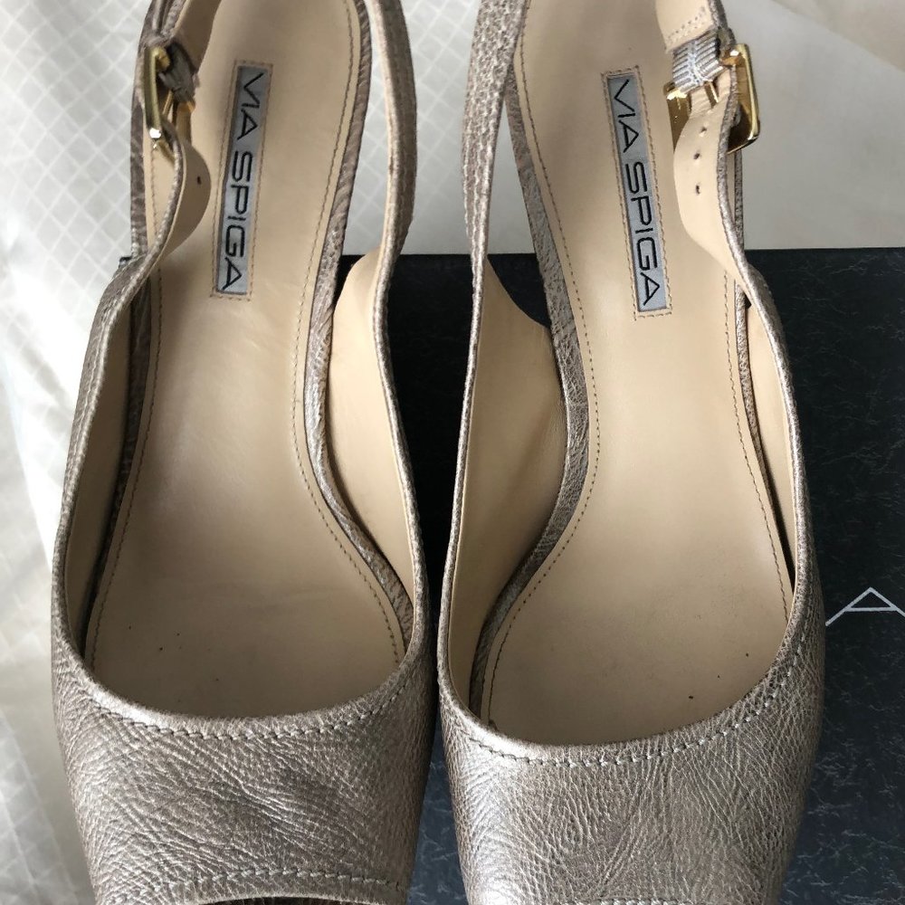 Via Spiga Shoes~ Open Toe ~ Slingback ~ Heels ~ Embossed Leather Size 9